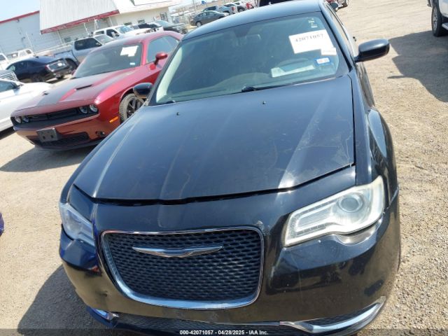 2C3CCARG0HH637444 Chrysler 300 Limited Awd