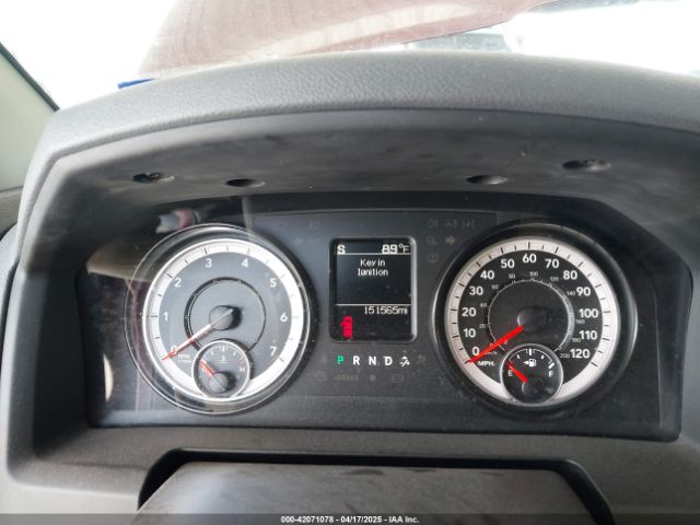 1C6RR6FG5HS609726 RAM 1500 Express  4x2 6'4 Box
