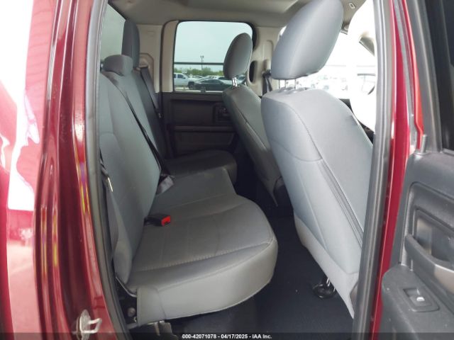 1C6RR6FG5HS609726 RAM 1500 Express  4x2 6'4 Box