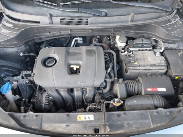 KNDJ23AU1N7162106 KIA SOUL LX