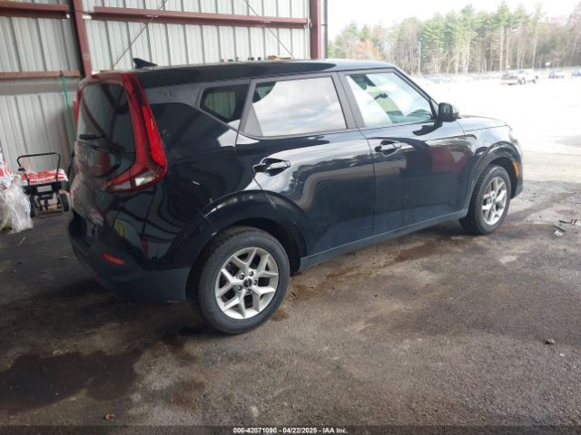 KNDJ23AU1N7162106 KIA SOUL LX