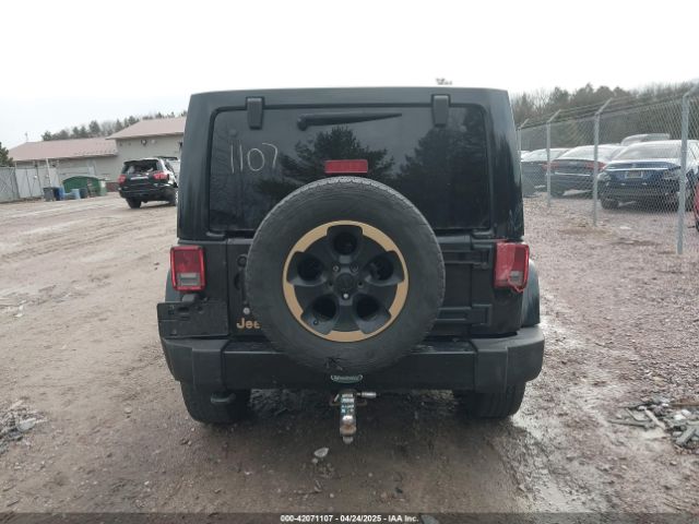 1C4BJWEG8EL143198 Jeep Wrangler Unlimited Dragon Edition