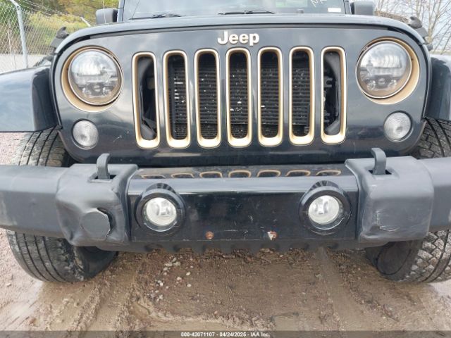 1C4BJWEG8EL143198 Jeep Wrangler Unlimited Dragon Edition