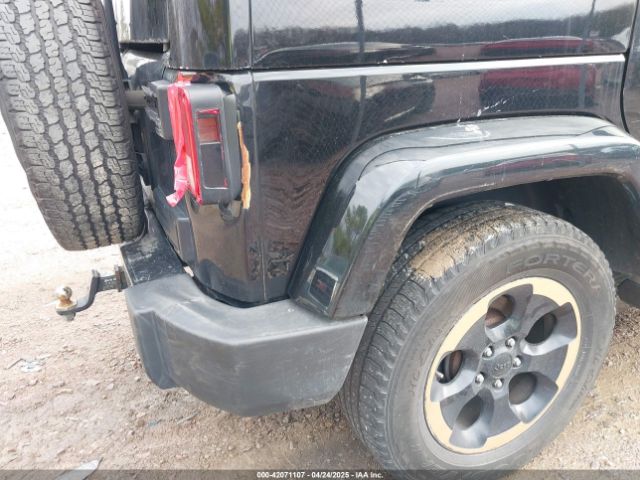 1C4BJWEG8EL143198 Jeep Wrangler Unlimited Dragon Edition