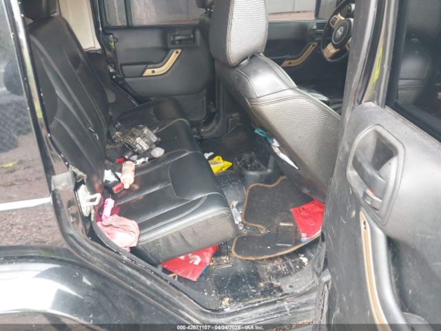 1C4BJWEG8EL143198 Jeep Wrangler Unlimited Dragon Edition