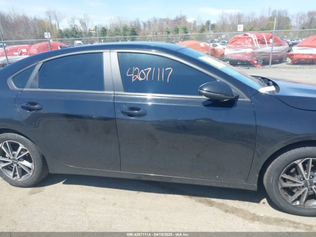 3KPF24AD5NE474800 KIA Forte Lxs