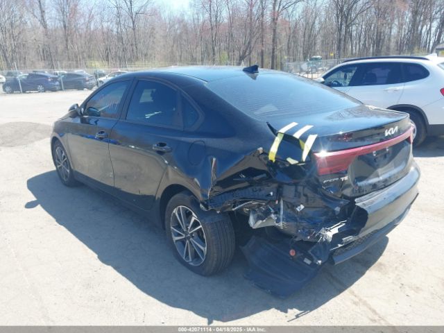 3KPF24AD5NE474800 KIA Forte Lxs