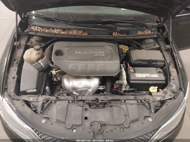 Chrysler 200 Limited 2015 1C3CCCAB7FN730056 Image 10
