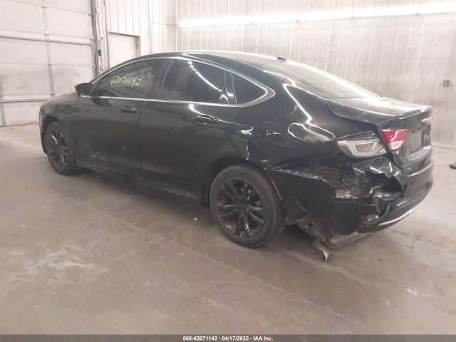 Chrysler 200 Limited 2015 1C3CCCAB7FN730056 Image 3
