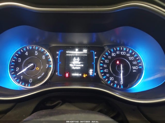 Chrysler 200 Limited 2015 1C3CCCAB7FN730056 Image 7