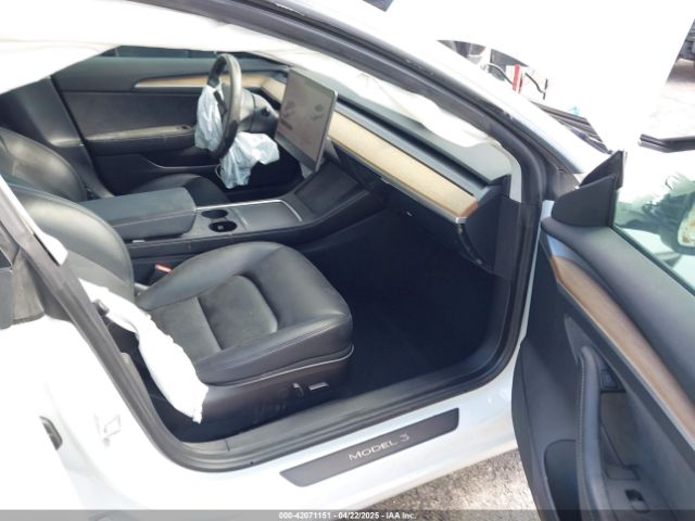 2021 TESLA MODEL 3 5YJ3E1EC5MF984891 Photo 4