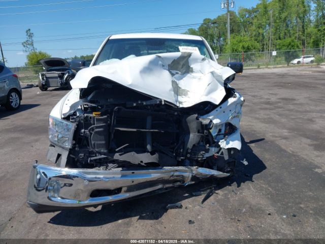 1C6RR6TT1JS160522 RAM 1500 Big Horn  4x2 6'4 Box