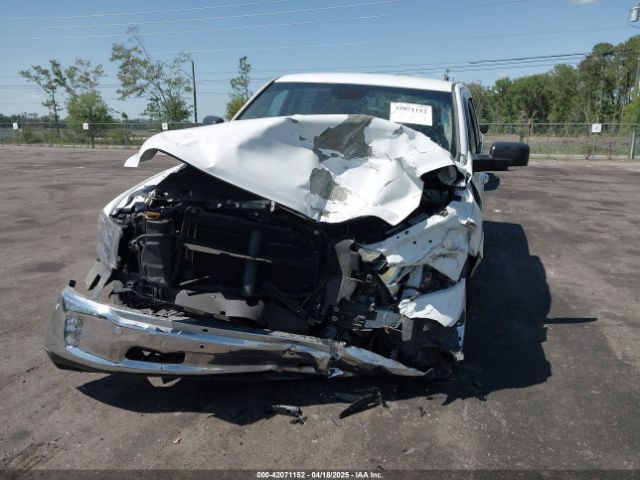 1C6RR6TT1JS160522 RAM 1500 Big Horn  4x2 6'4 Box