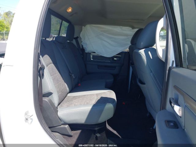 1C6RR6TT1JS160522 RAM 1500 Big Horn  4x2 6'4 Box