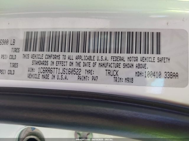 1C6RR6TT1JS160522 RAM 1500 Big Horn  4x2 6'4 Box