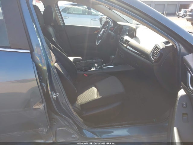 JM1BM1U77G1342639 Mazda Mazda3 I Sport