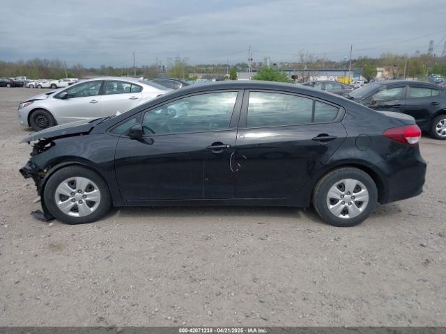 3KPFK4A77HE027741 KIA FORTE LX