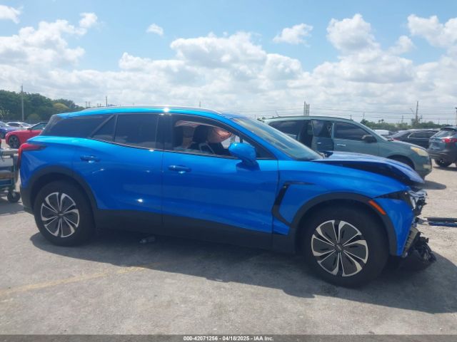 3GNKDBRJ4RS245031 Chevrolet Blazer Ev Eawd 2lt