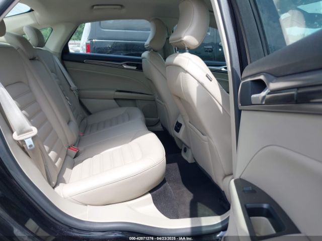 3FA6P0CD1KR269590 Ford FUSION SEL