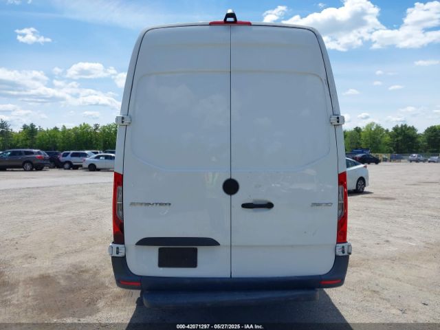 W1Y40CHY6MT044646 Mercedes-Benz Sprinter 2500 High Roof I4