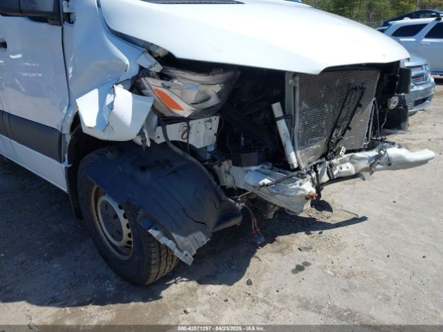 W1Y40CHY6MT044646 Mercedes-Benz Sprinter 2500 High Roof I4
