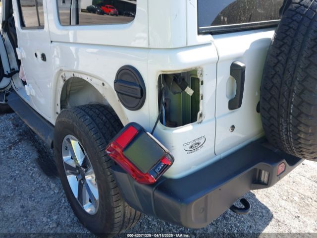 1C4HJXEN5KW509806 Jeep Wrangler Unlimited Sahara 4x4