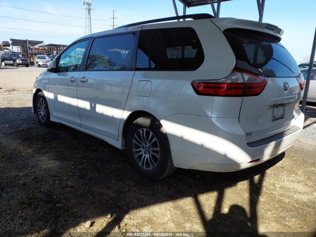 5TDYZ3DC6JS905338 Toyota Sienna Xle Premium 8 Passenger
