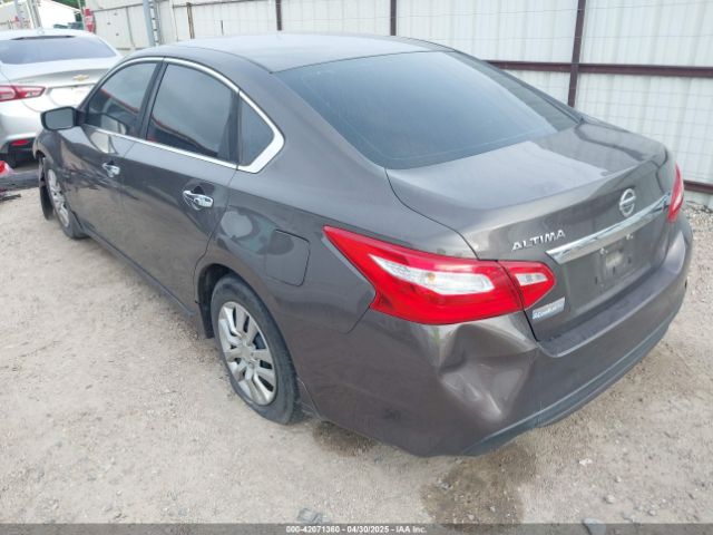 1N4AL3AP4HN310066 Nissan Altima 2.5 S