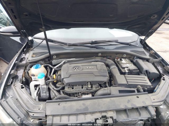 1VWDT7A32HC004021 Volkswagen Passat 1.8t R-line