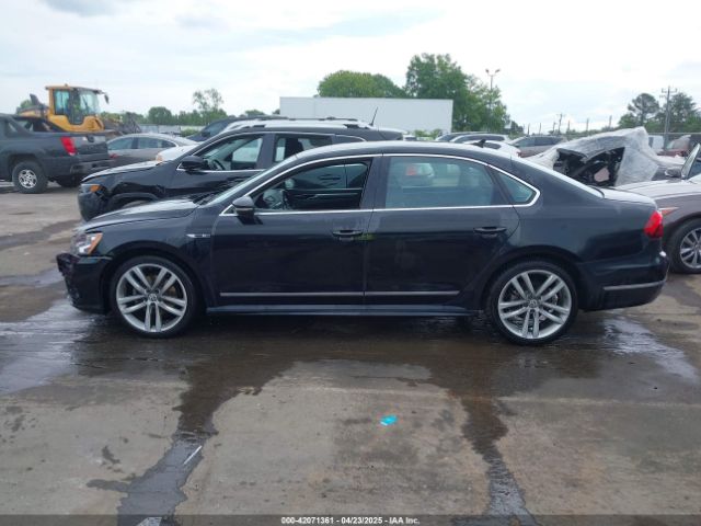 1VWDT7A32HC004021 Volkswagen Passat 1.8t R-line