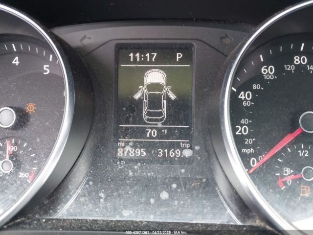1VWDT7A32HC004021 Volkswagen Passat 1.8t R-line