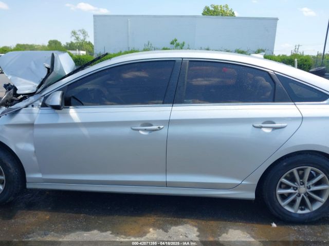 5NPE24AF9JH613622 Hyundai SONATA SE
