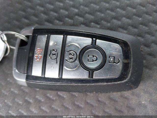1FMCU9MN6PUB21822 Ford Escape St-line