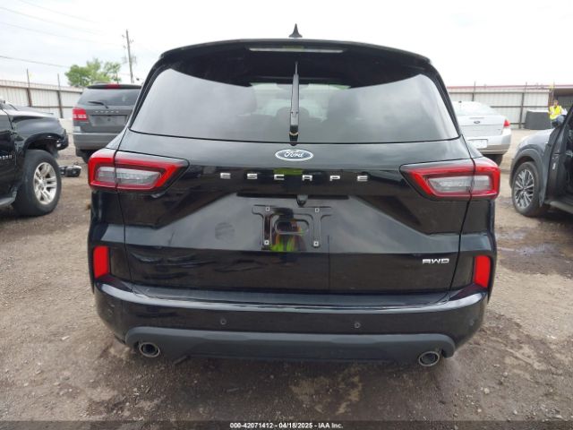 1FMCU9MN6PUB21822 Ford Escape St-line