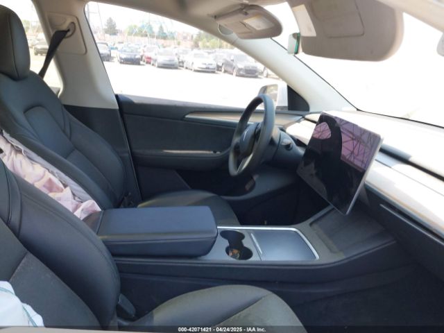 2023 TESLA MODEL Y 7SAYGDEE0PA130057 Photo 4