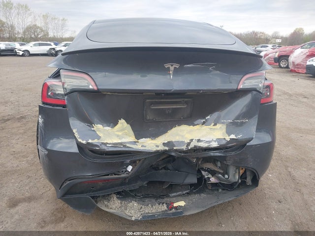 5YJYGDEF8LF046961 Tesla Model Y
