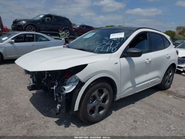 1FMCU0MNXPUB45343 Ford Escape St-line