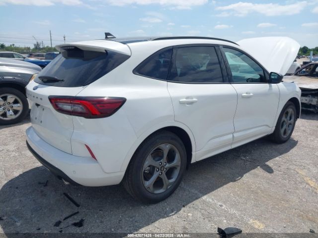 1FMCU0MNXPUB45343 Ford Escape St-line