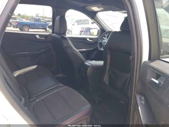 1FMCU0MNXPUB45343 Ford Escape St-line