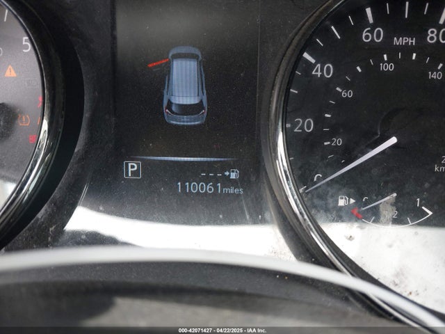 JN8AT2MT2HW386235 Nissan ROGUE SV