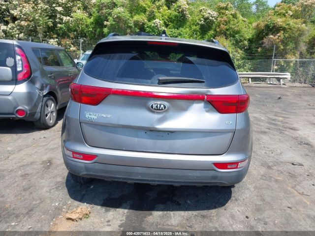 KNDPNCAC6J7401698 KIA Sportage Ex