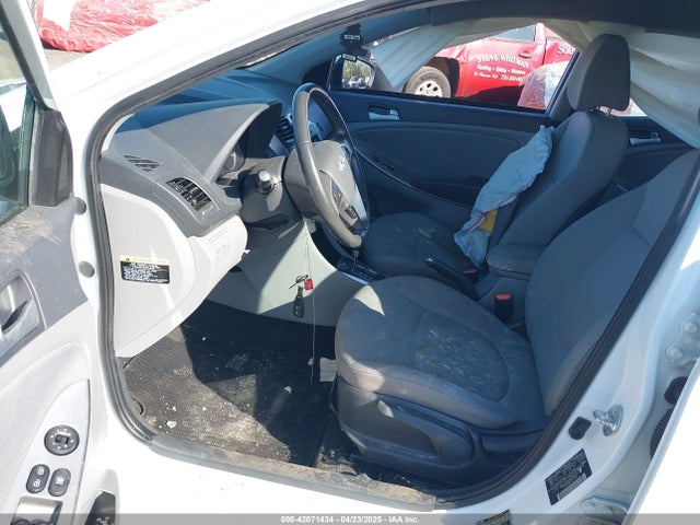 KMHCU5AE4HU336243 Hyundai Accent Sport