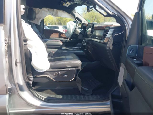 1FTFW1E84NFC32330 Ford F-150 Lariat