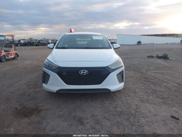 KMHC65LC2HU050185 Hyundai Ioniq Hybrid Blue