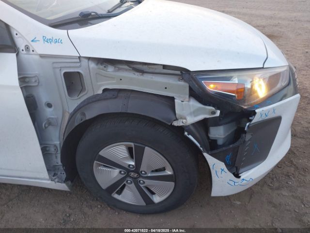 KMHC65LC2HU050185 Hyundai Ioniq Hybrid Blue