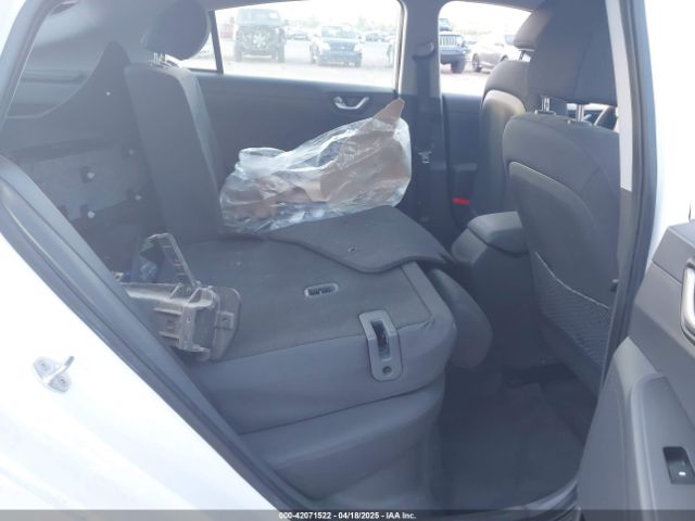 KMHC65LC2HU050185 Hyundai Ioniq Hybrid Blue