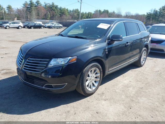 2LMHJ5NK2KBL03273 Lincoln Mkt Livery