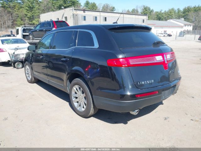 2LMHJ5NK2KBL03273 Lincoln Mkt Livery