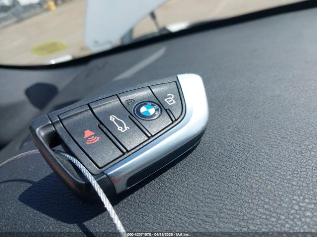 WBXHU7C30J5L06838 BMW X1 Sdrive28i