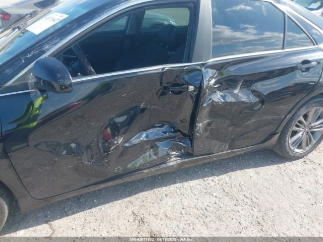 4T1BF1FK5HU368390 Toyota CAMRY SE